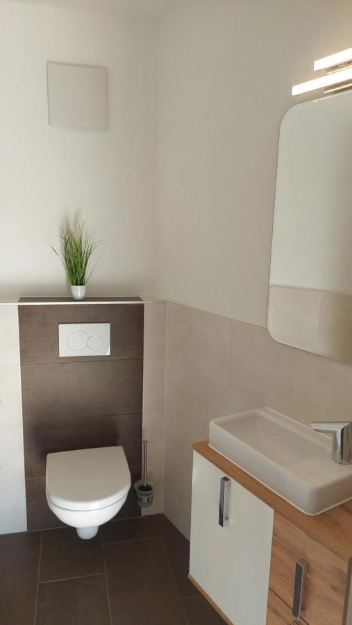 Ferienwohnung Claudia Mit Terrasse Nussdorf am Attersee Dış mekan fotoğraf